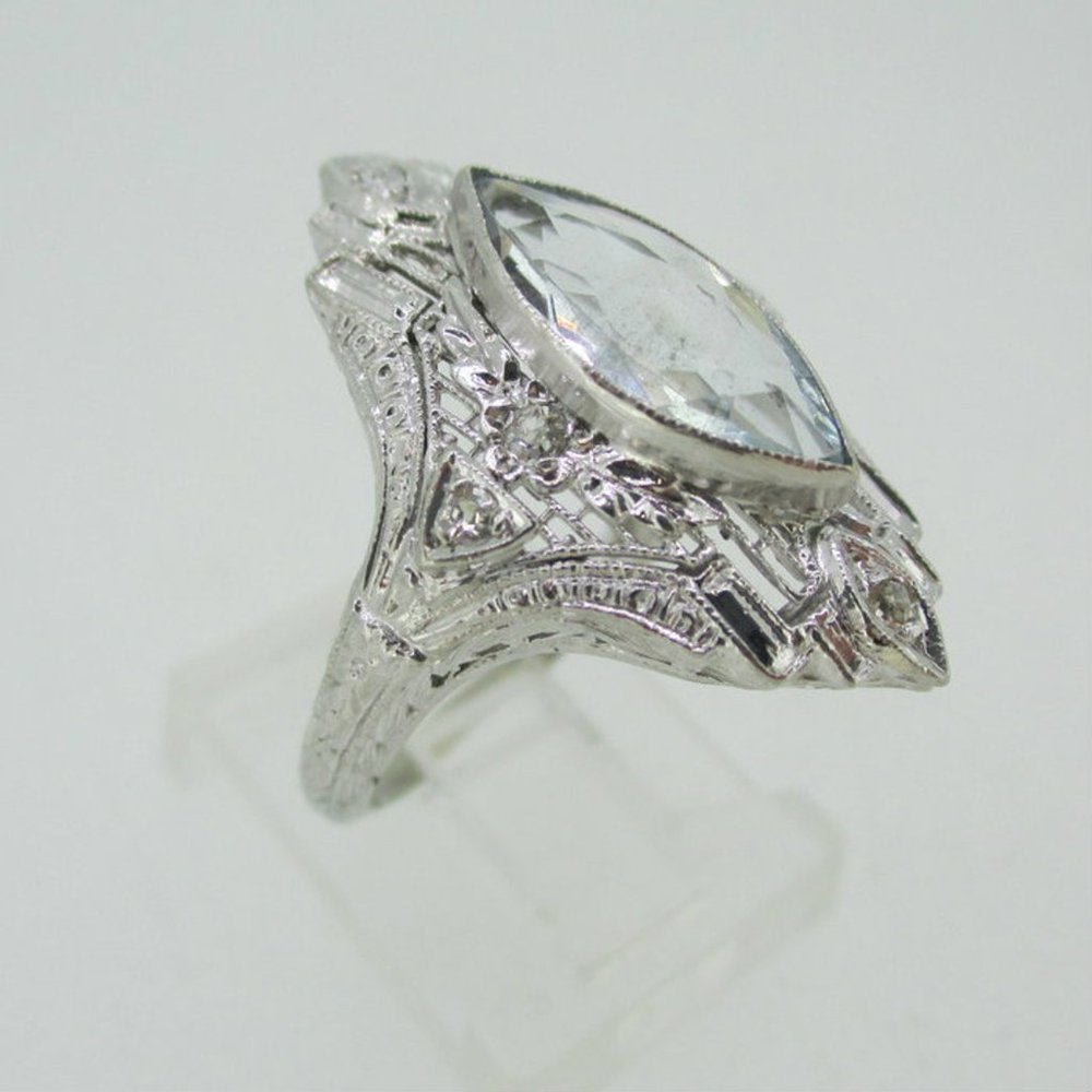 Vintage 18k White Gold Aquamarine with Diamond and Filigree Accents Size 6 3/4 - Picture 1 of 5